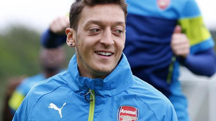Mesut Özil sonunda patladı