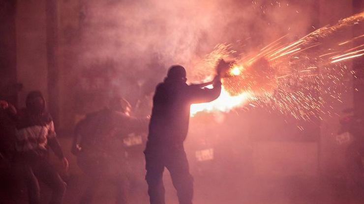Kobani protestoları dünya basınında