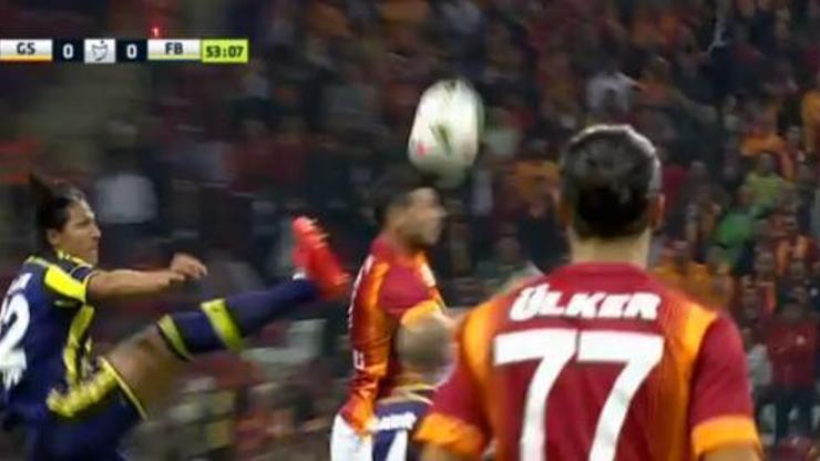Bruno Alves kırmızı kart görünce sosyal medya...