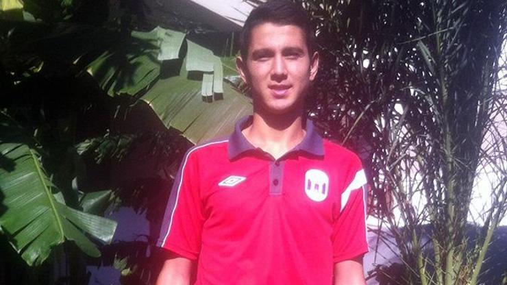 15 yaşında Türk futbol tarihine geçti