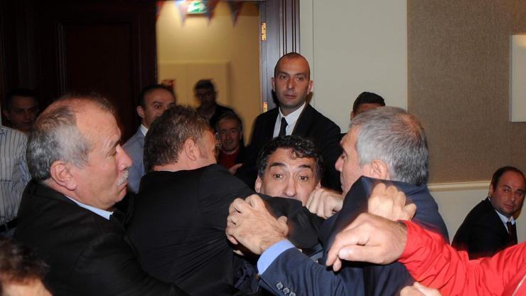 Trabzonspor Divan Kurulunda arbede