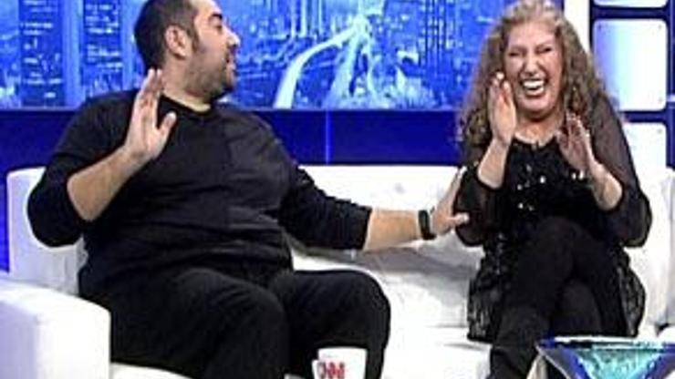 Suzan Kardeşin şarksını armağan ettiği özel kişi, herkesi şaşırttı