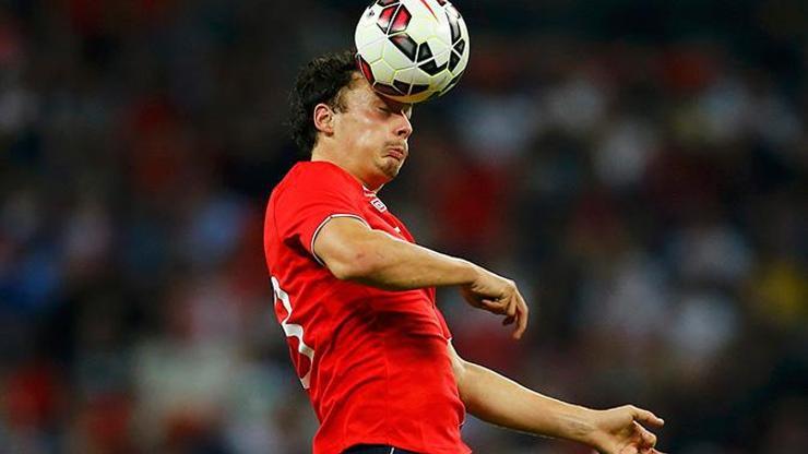 Beşiktaşın istediği Martin Linnes imzayı attı