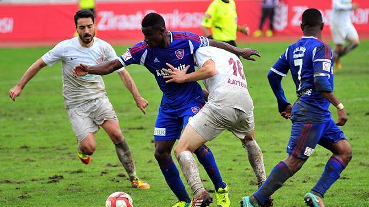 Kardemir Karabükspor penaltılarda gruplara kaldı
