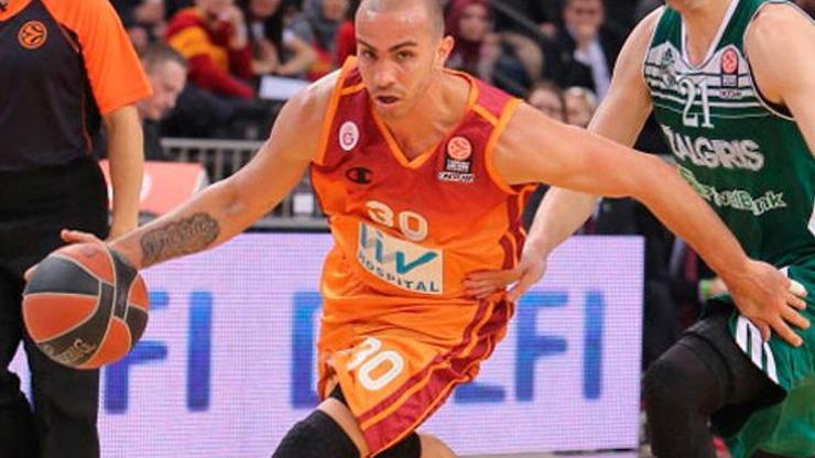 Galatasaray galibiyeti kaçırdı