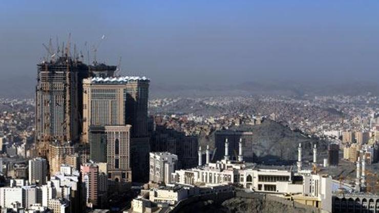 Zemzem Tower krizden etkilenmedi