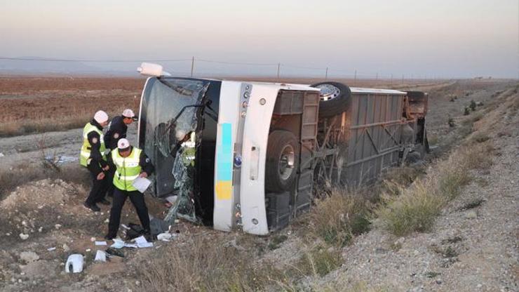 Afyonkarahisarda otobüs kazası: 33 yaralı