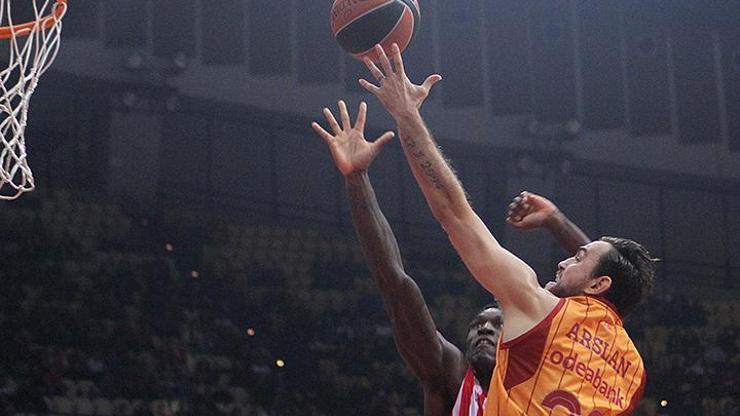 Olympiakos - Galatasaray Liv Hospital: 93-66