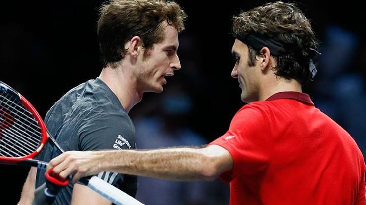 Federer lider bitirdi