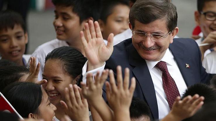 Davutoğlu: Çözüm sürecindeki kararlılığımız kesindir