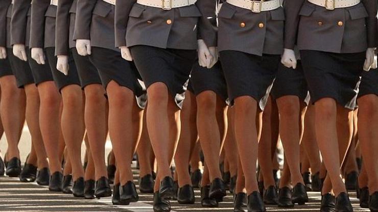 Kadın polislere bekaret şartı