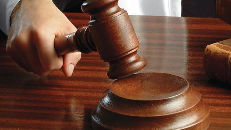 Hamile eşini öldüren sanık duruşmadan çıkarıldı