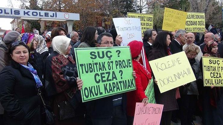 Ankarada polis kolejleri kapatılmasın eylemi