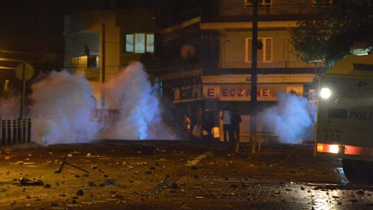 Polisin attığı gazdan etkilenen 3 aylık bebek hastanelik oldu.