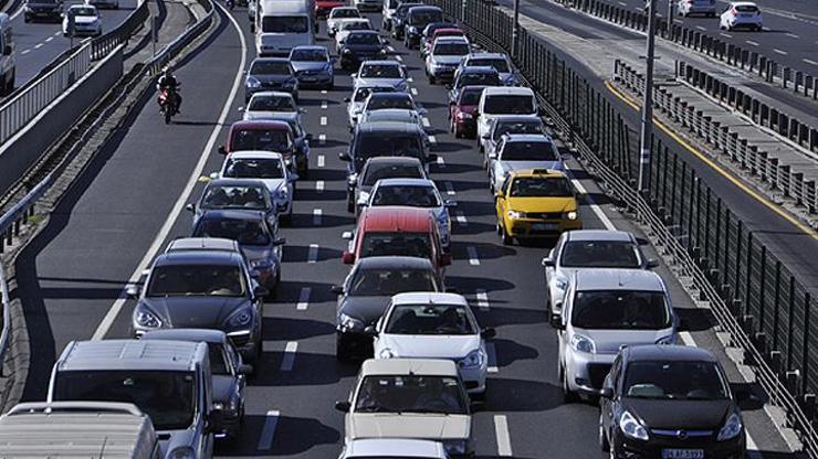 FSM çıkışındaki kaza köprü trafiğini durdurdu