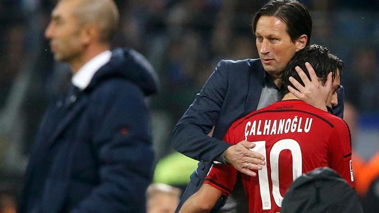 Leverkusen Hakan Çalhanoğlunu bırakmayacak