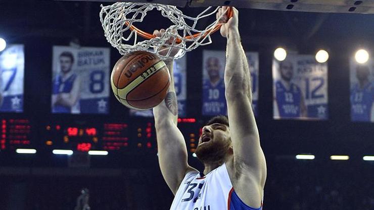 Anadolu Efes - Fenerbahçe Ülker: 85-67