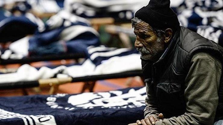 Evsizler spor salonunda ağırlanıyor