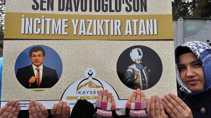 Charlie Hebdo protestosunda, Kouachi kardeşlere övgü