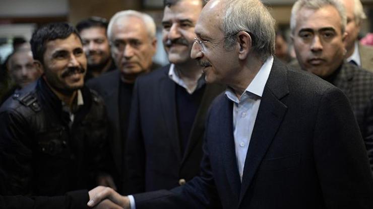 Kılıçdaroğlu Yaşar Kemali ziyaret etti
