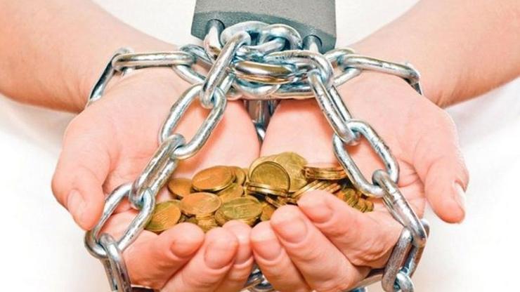 Tüketici güveni Ocak ayında dört yılın en düşük düzeyine indi