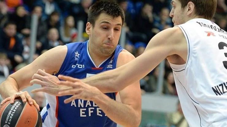 Nizhny - Anadolu Efes: 109-90