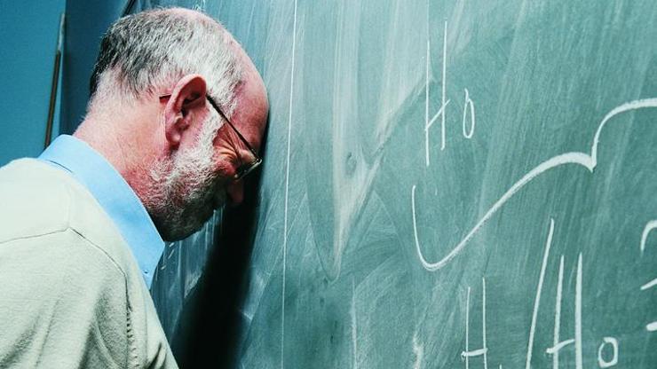 Öğretmenliğe ilk kez atanacaklar için 40 yaş sınırı kaldırıldı