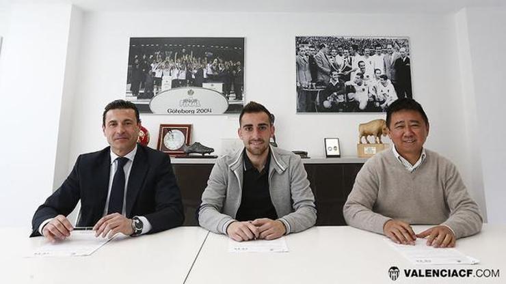 Valencia Paco Alcaceri 2020ye kadar bağladı