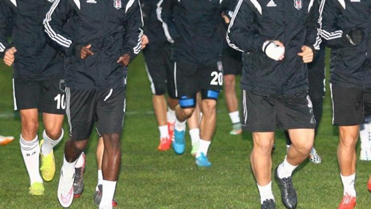 Beşiktaşta dört imza birden