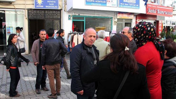 AK Parti Fethiye ilçe binası önünde patlama