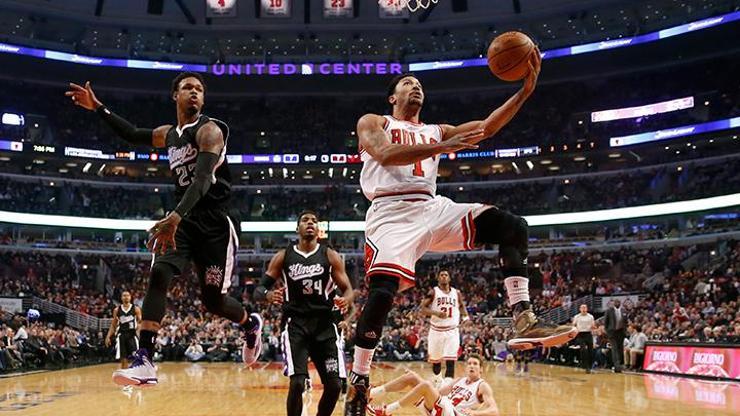 Eyvah Derrick Rose yine sakatlandı