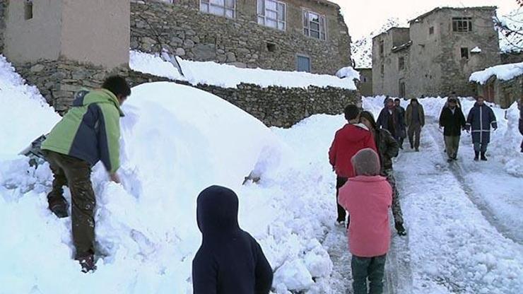 Afganistanda çığ felaketi