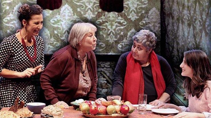 Elif Şafakın Baba ve Piç romanı sahneye uyarlandı