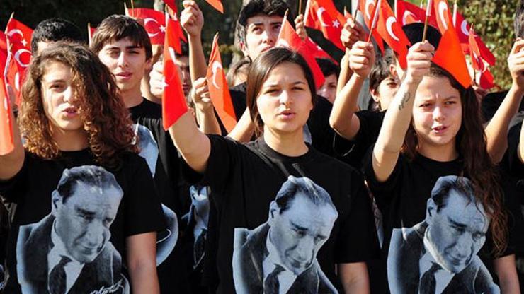 Bakanlık açıkladı: 24 Nisanda okullar tatil değil