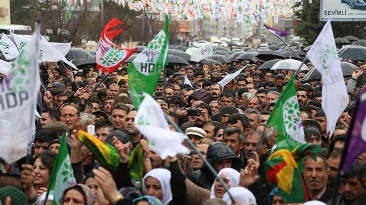 HDP sahaya iniyor