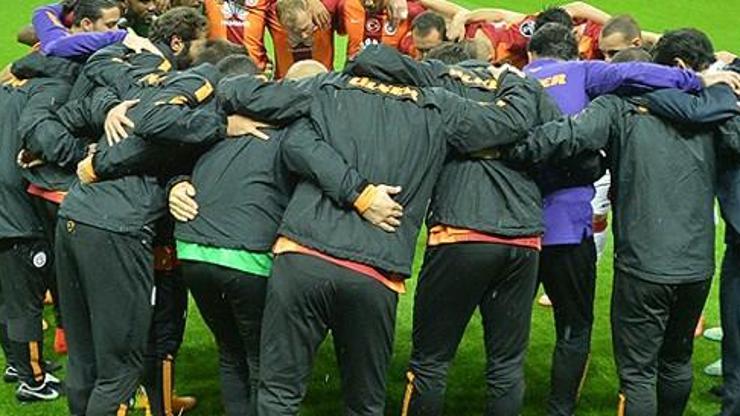 Galatasarayın Trabzon kafilesi belli oldu