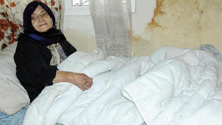 Yaşlı kadın Cumhurbaşkanı Erdoğandan bakın ne istedi