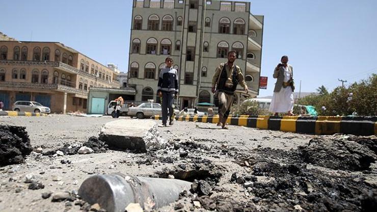 Yemende bombalar sivilleri vurdu
