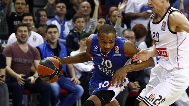 Anadolu Efes Real Madridi devirdi