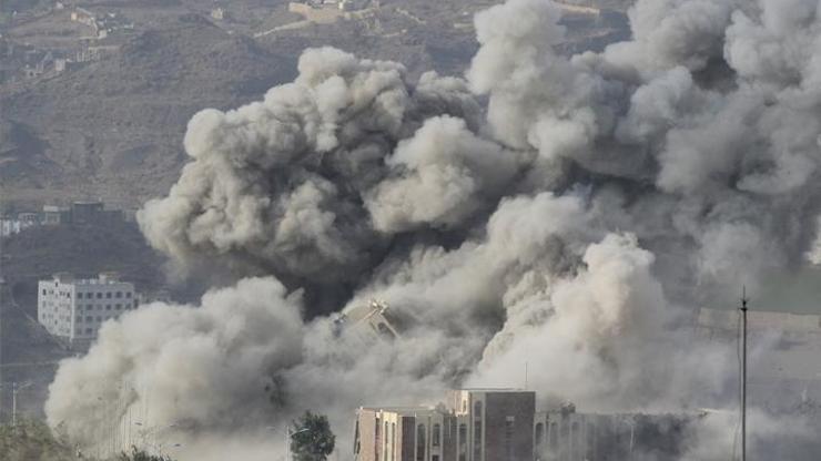 Yemende yeniden bombardıman başladı