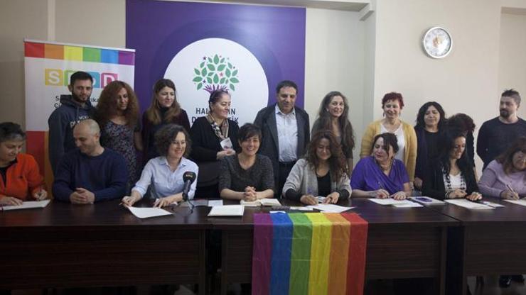 HDP adayları LGBTİ Hakları Sözleşmesine imza attı