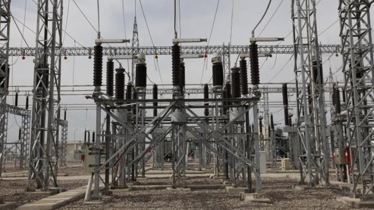 Nisanda elektrik yatırımları düştü