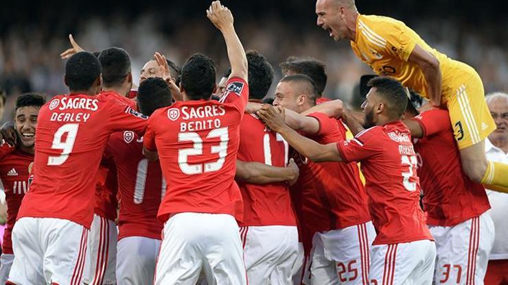 Portekizde şampiyon Benfica