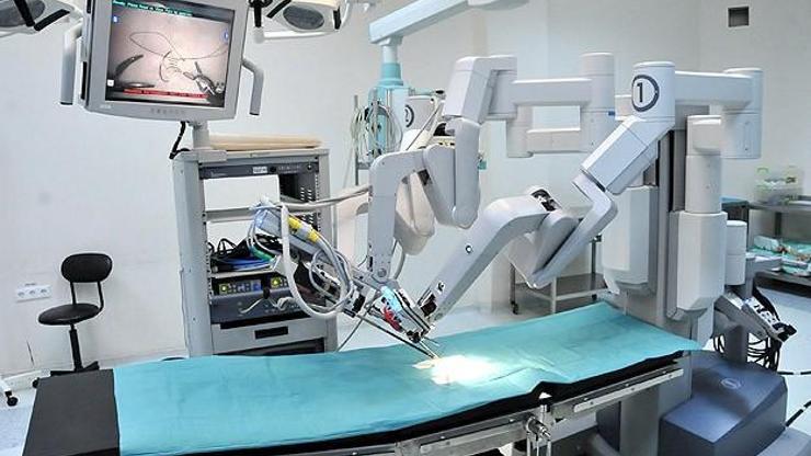 Uyku apnesine robotik cerrahili çözüm
