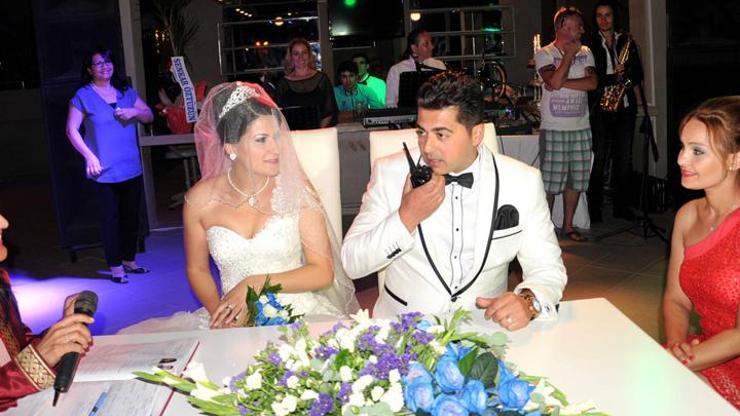 Nikah masasındaki komiser: Şu an evlenmek üzereyim merkez