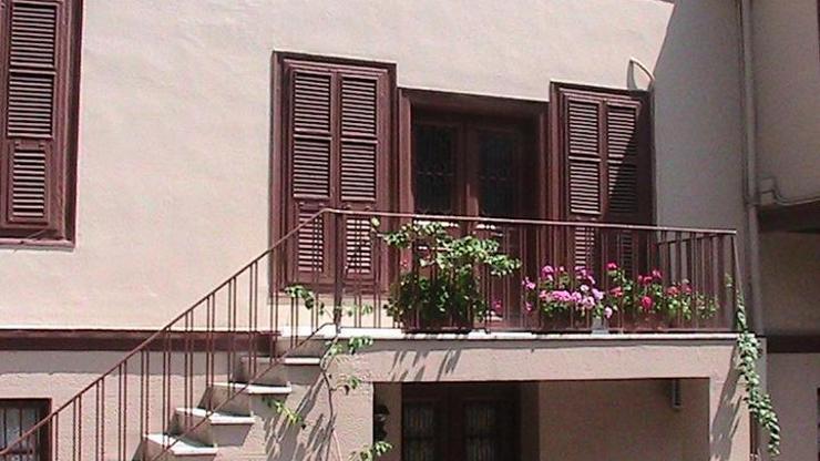 Komşudan Atatürk Evi’nde evlilik teklifi