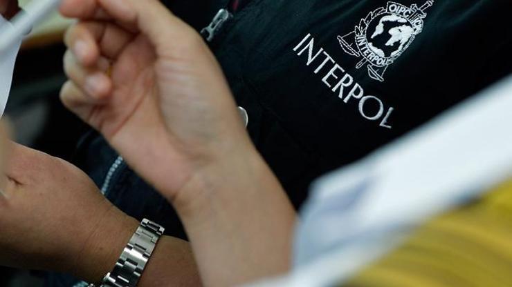 İnterpol, IŞİD şüphelisi Türk kızı arıyor