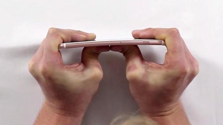 iPhone 6S bükülme testi