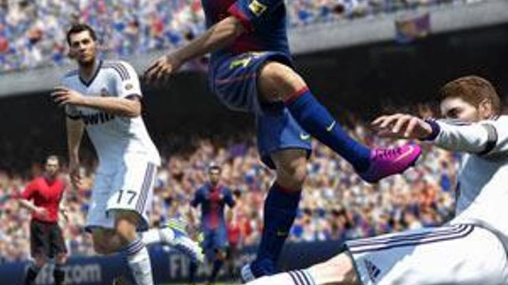 FIFA 14 İlginç Sakatlanma Sahnesi (Video)