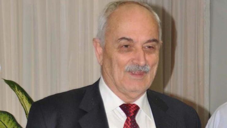 Ekrem Pakdemirli kazada ağır yaralandı